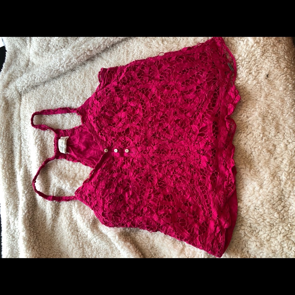 ABERCROMBIE & FITCH pretty lace top.